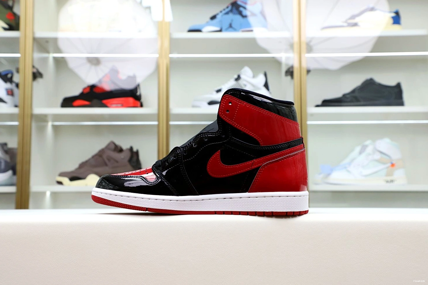 PATENT JORDAN BRED OG HIGH AIR 1 0215